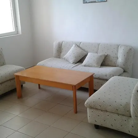 Apartamento Holiday *