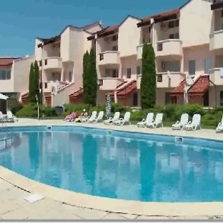 Apartamento Holiday *